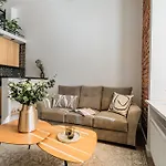 Mezzanine - Loftaffair * Krakau
